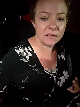 julimonroe online show from September 18, 3:41 am