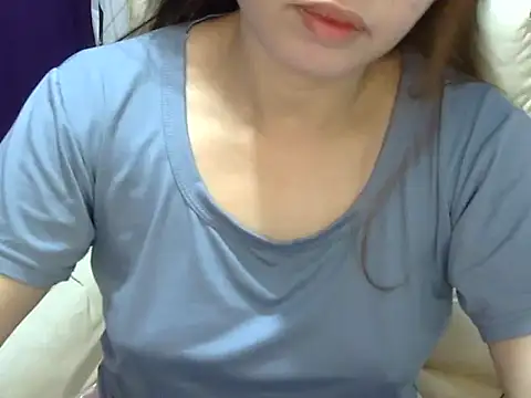   zurIII09  online show from May 23, 3:23 am