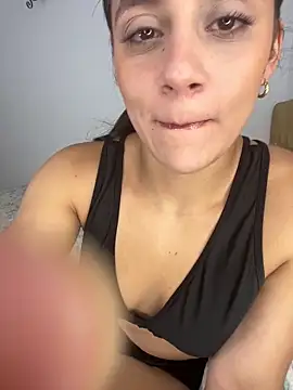 EmmaGrace1999 online show from March 11, 11:11 pm