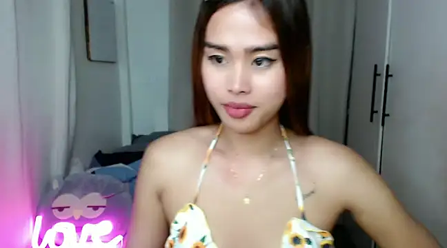 princessjadexx online show from December 22, 2:06 pm