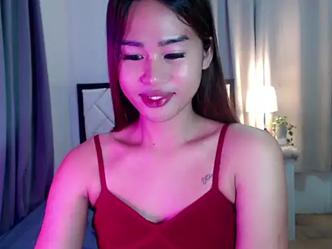 princessjadexx online show from February 18, 7:32 pm