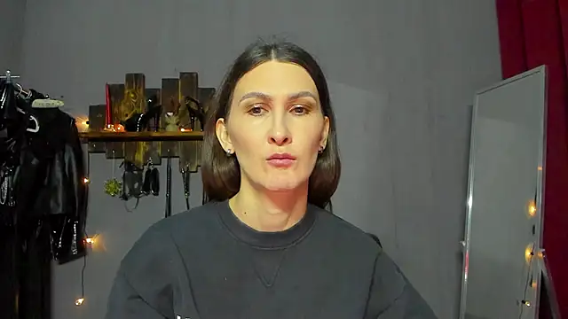 Mistress Pamela online show from December 14, 3:40 am