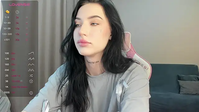 JenniferQueen11 online show from December 4, 8:56 am