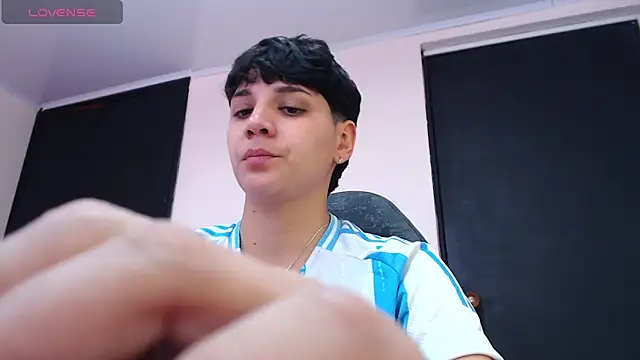 bad giirl  online show from December 18, 3:55 pm