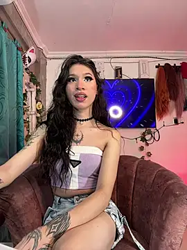 Snapshot of EnchantressFuckXxx chatting on January 13, 4:01 pm EnchantressFuckXxx online show from January 13, 4:01 pm