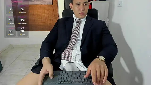 Colton Massif online show from March 20, 3:02 am