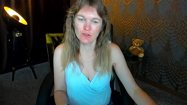 Snapshot of Anabell_xxx chatting on July 18, 5:44 am Anabell xxx online show from July 18, 5:44 am