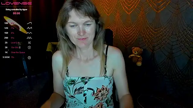 Snapshot of Anabell_xxx chatting on August 6, 6:10 pm Anabell xxx online show from August 6, 6:10 pm