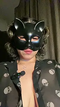 nenalayla online show from February 19, 6:04 pm