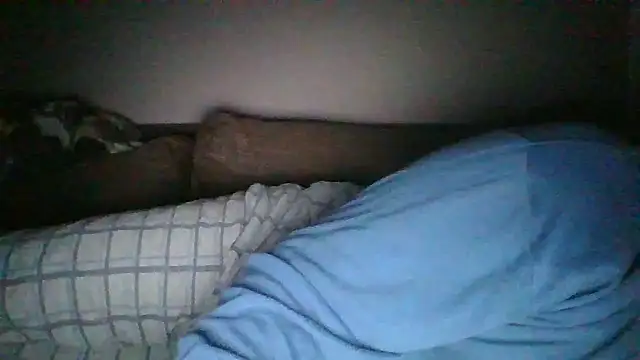 Snapshot of Anderrust chatting on February 17, 9:19 pm Anderrust online show from February 17, 9:19 pm