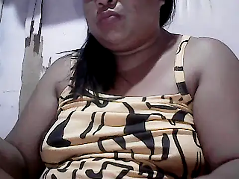 HotsweetPINAY69 online show from December 16, 11:07 pm