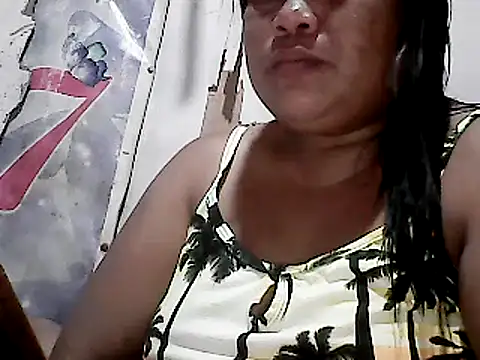 HotsweetPINAY69 online show from December 18, 5:37 am