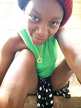 Snapshot of Petite_li chatting on November 22, 7:40 am Petite li online show from November 22, 7:40 am