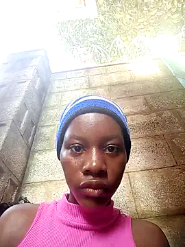 Snapshot of Petite_li chatting on November 23, 6:02 am Petite li online show from November 23, 6:02 am