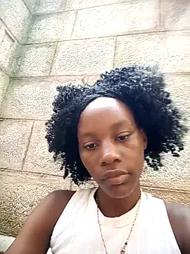 Snapshot of Petite_li chatting on November 27, 7:21 am Petite li online show from November 27, 7:21 am