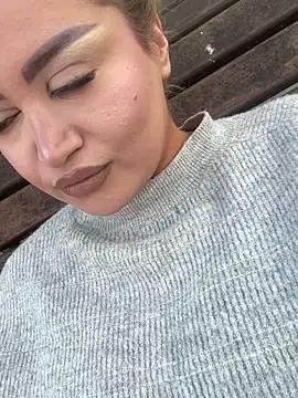 EmiliaPetrova online show from March 6, 4:49 pm