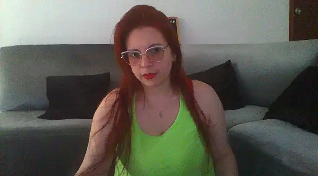 lorenitabella online show from March 15, 7:59 pm