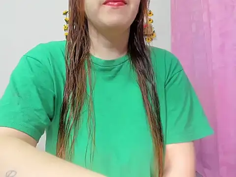 lorenitabella online show from September 18, 7:54 am