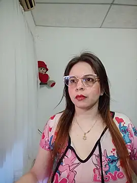 lorenitabella online show from June 13, 9:18 am