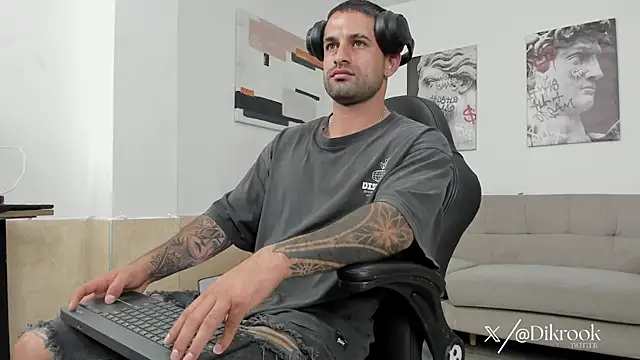 Davevilboy online show from September 19, 12:50 pm
