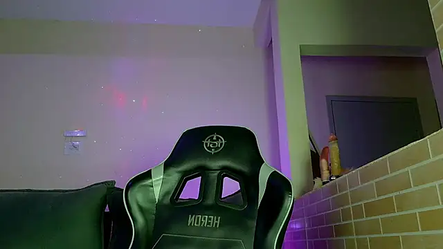 isa hotwifee online show from October 26, 6:47 pm