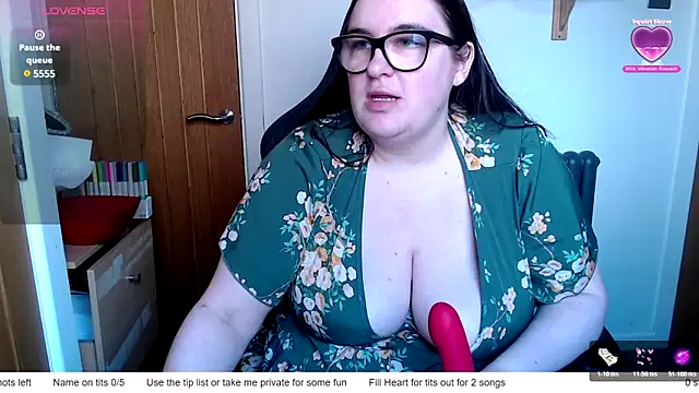 Snapshot of Rebecca_Summer chatting on March 21, 8:19 am Rebecca Summer online show from March 21, 8:19 am