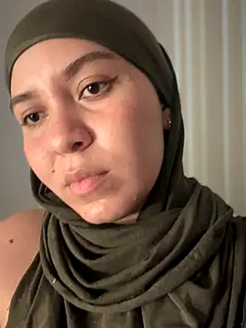 MatchedEyebrow online show from November 17, 9:31 pm