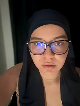 MatchedEyebrow online show from November 21, 10:08 pm