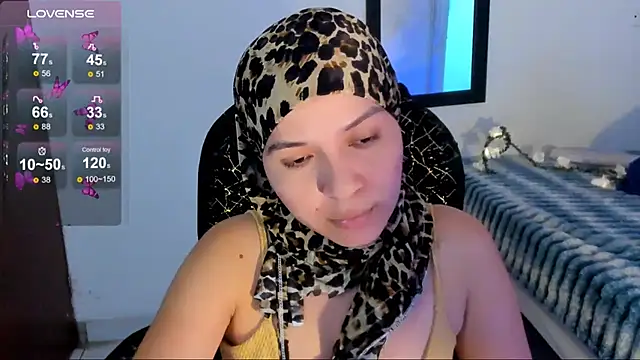MatchedEyebrow online show from June 13, 9:46 pm