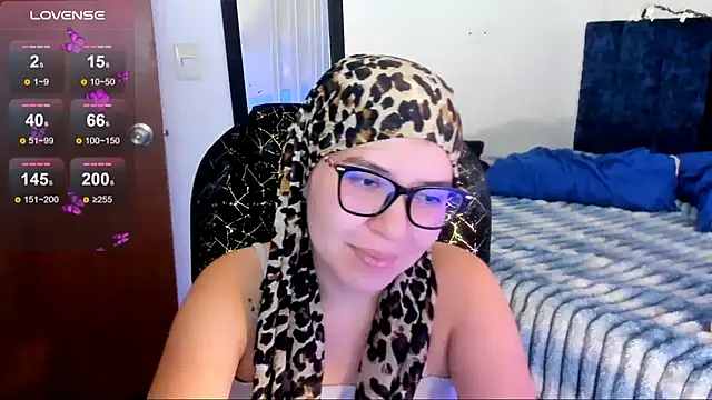 MatchedEyebrow online show from June 15, 10:01 pm