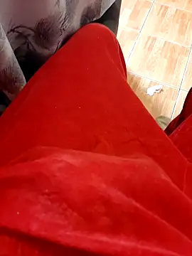 feet toes online show from March 30, 5:52 am