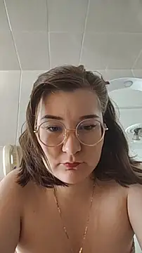 Snapshot of HunnyyLove chatting on October 11, 2:59 pm HunnyyLove online show from October 11, 2:59 pm