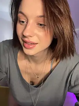 Camilla Railian online show from December 19, 6:45 pm