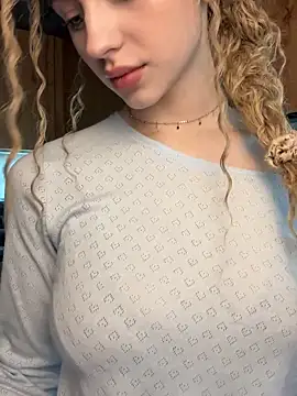 Camilla Railian online show from February 6, 2:26 pm