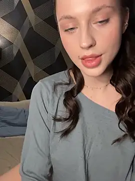 Camilla Railian online show from March 20, 4:20 pm