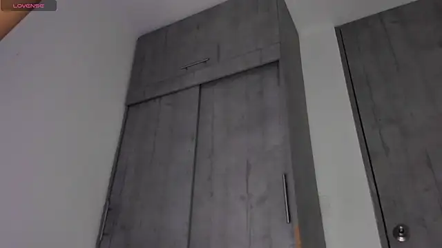 sofiaa snoww online show from March 10, 2:16 am