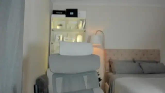 JohannaRodriguez69 online show from November 8, 1:06 am