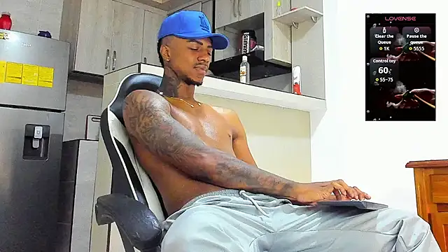 YeremiBrowm online show from November 8, 7:12 pm