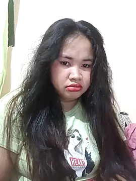 Snapshot of PinayGirl23 chatting on November 18, 5:23 am PinayGirl23 online show from November 18, 5:23 am