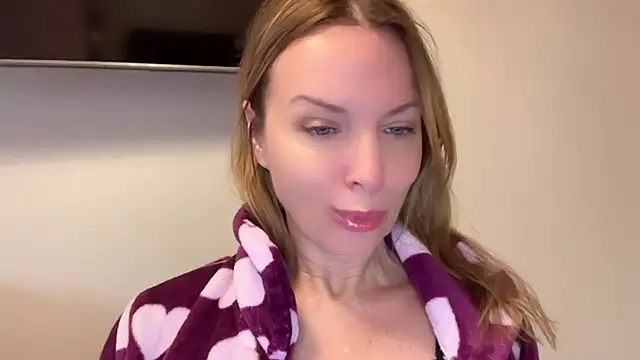 Snapshot of RachellAmazing chatting on March 12, 7:24 am RachellAmazing online show from March 12, 7:24 am