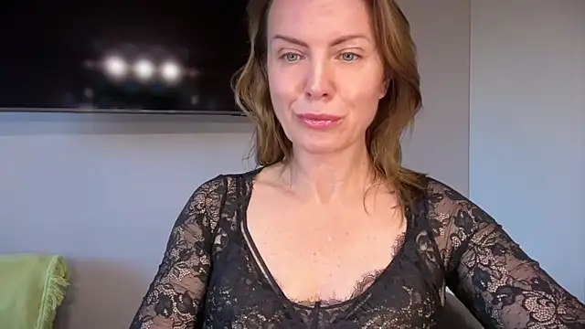 Snapshot of RachellAmazing chatting on September 25, 2:21 pm RachellAmazing online show from September 25, 2:21 pm