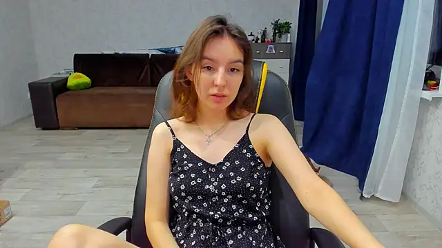 c arina x online show from February 3, 2:14 am