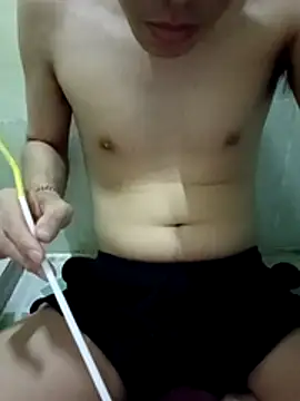 GayBotSG online show from March 10, 8:30 am