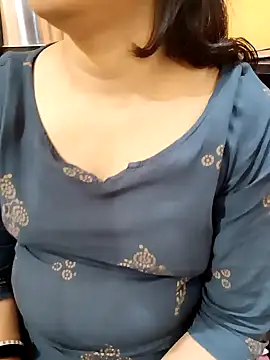 Diya 143 online show from February 8, 11:33 am
