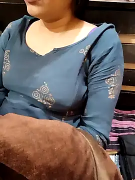 Diya 143 online show from February 9, 8:24 pm