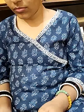 Diya 143 online show from February 25, 2:44 pm