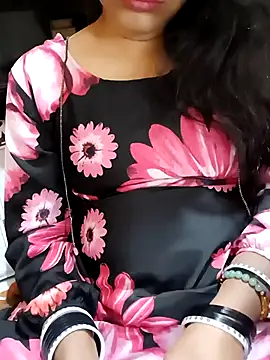 Diya 143 online show from February 26, 3:19 pm