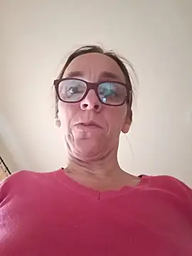 Snapshot of Dettybitch40 chatting on November 23, 11:54 am Dettybitch40 online show from November 23, 11:54 am