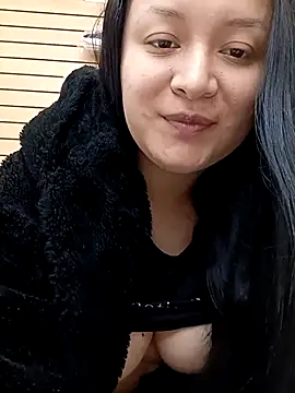 Snapshot of Arisha34 chatting on April 12, 6:35 pm Arisha34 online show from April 12, 6:35 pm