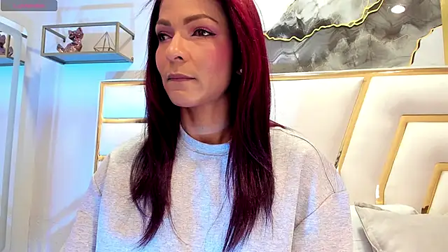 HannaPetit online show from October 7, 7:11 pm